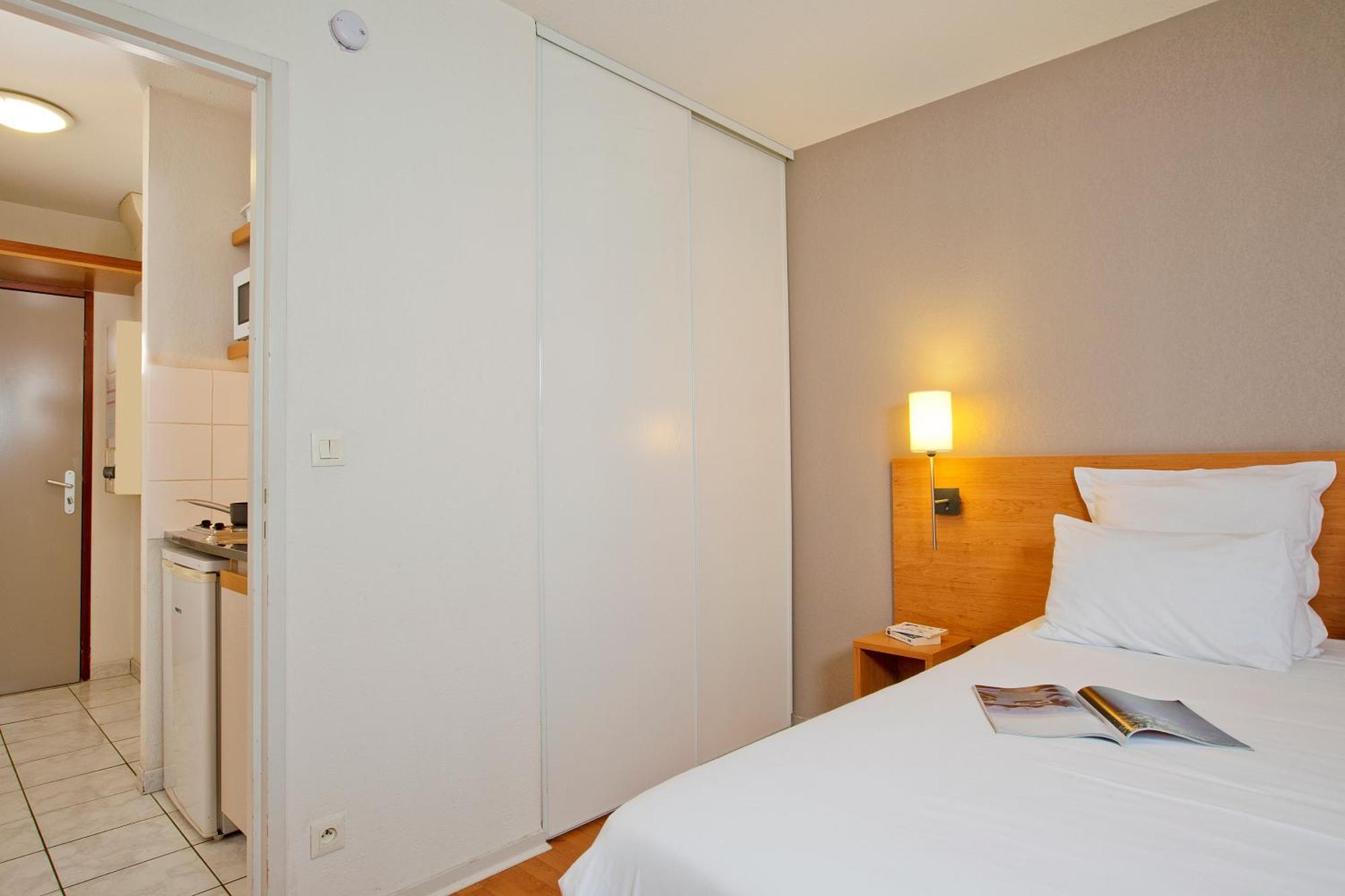 Aparthotel Sejours & Affaires Nantes La Beaujoire Zimmer foto