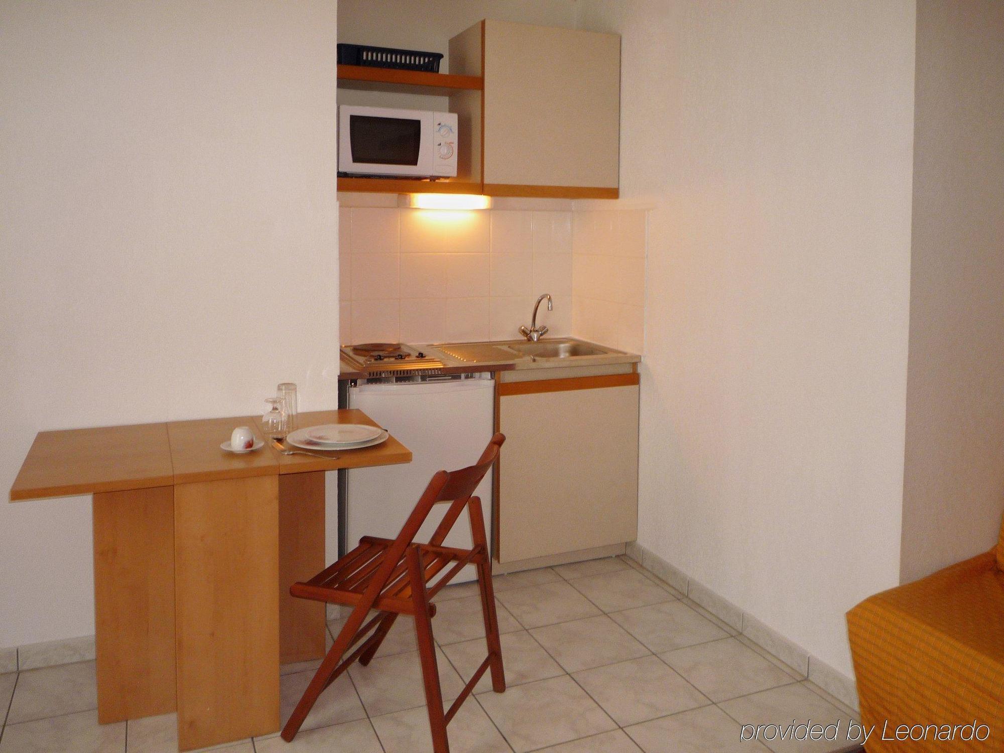 Aparthotel Sejours & Affaires Nantes La Beaujoire Zimmer foto